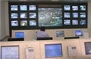 液晶監(jiān)視器與液晶顯示器的主要區(qū)別是什么？